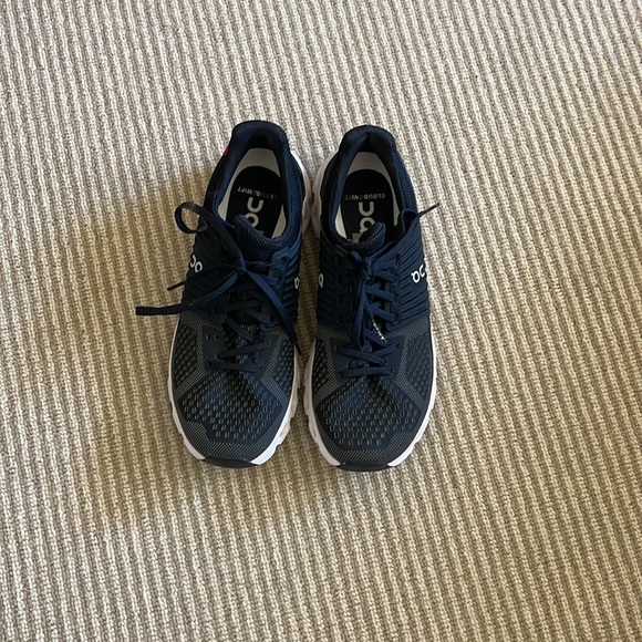 ON Cloudswift womens running shoes - Picture 2 of 4